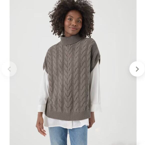 Pact Cableknit Organic Cotton Turtleneck Sweater Poncho M/L
Cinder Heather - Picture 1 of 6